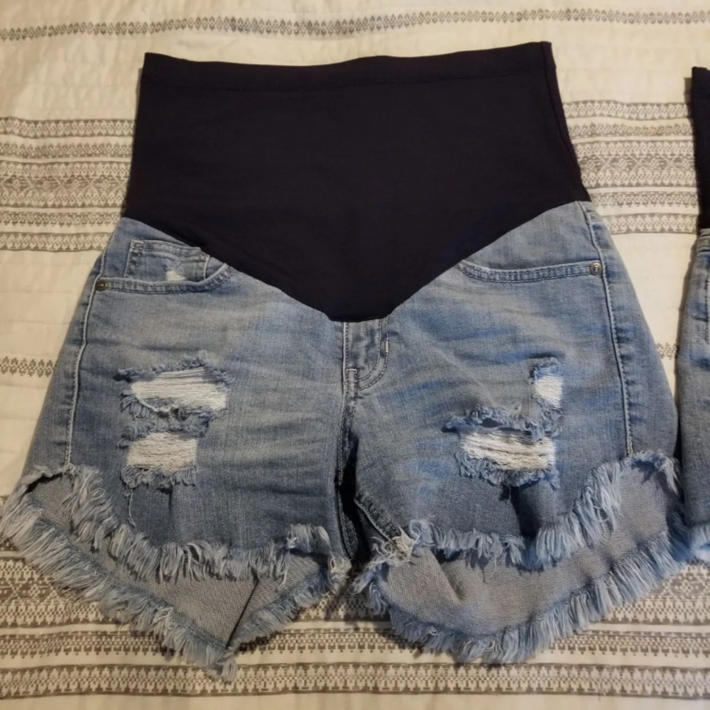Pinkblush maternity shorts distressed